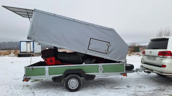 Прицеп VOYAGE Classic 3,0 Бортовой, с тентованным подъемным каркасом, окнами и задней дверью (ш. 1,65; д. 3,0) pitbikemarket.ru